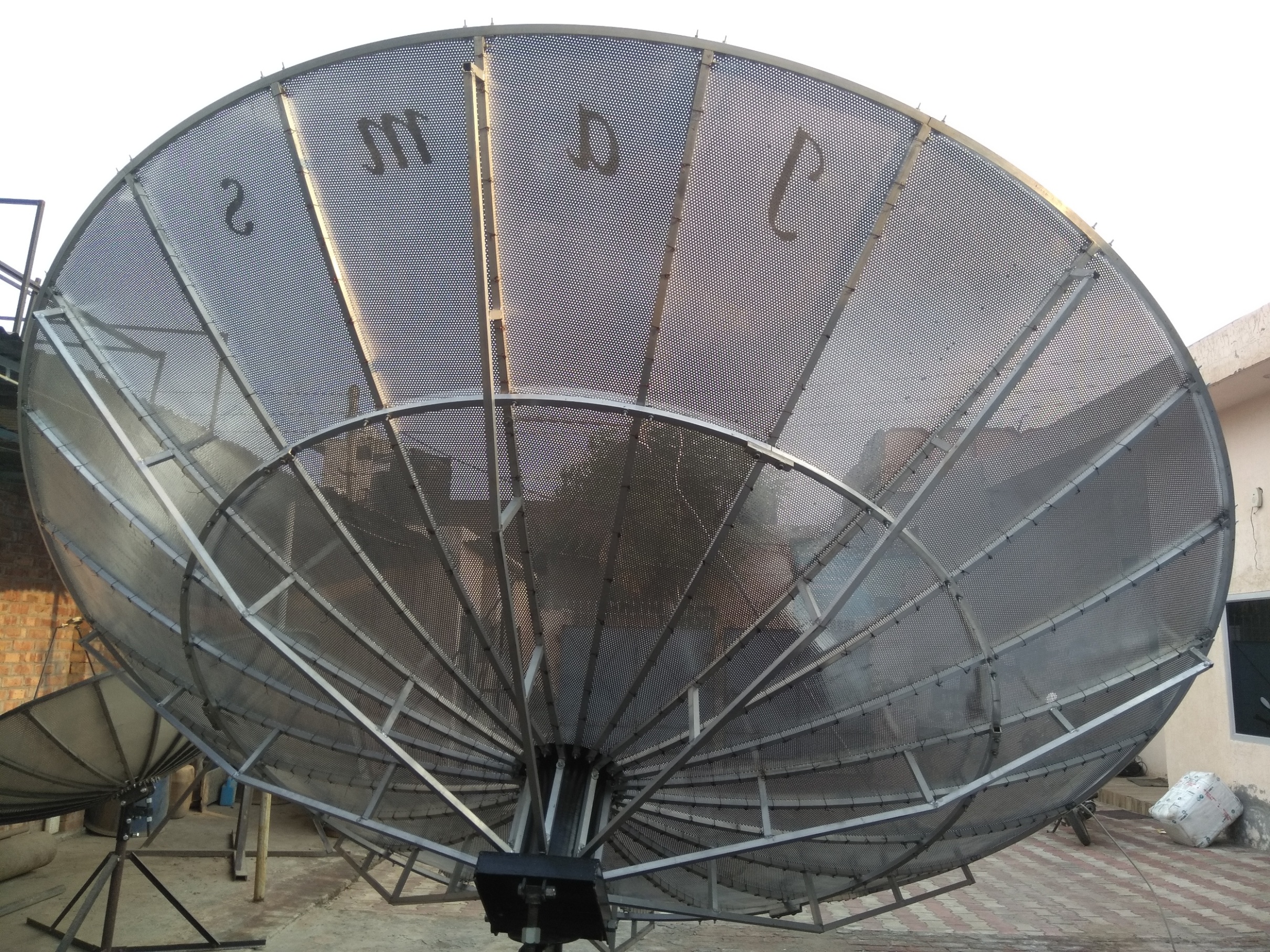 SOLID – India's no.1 manufacturers and supplier for Satellite dB Meter, Dish  Antenna, LNBF